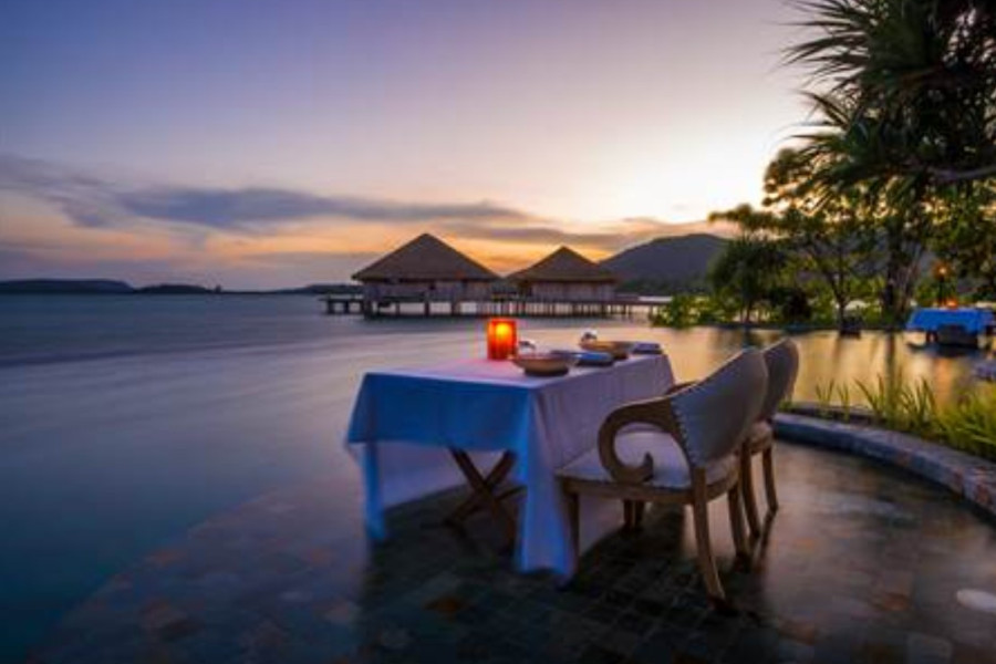 Destination Dining