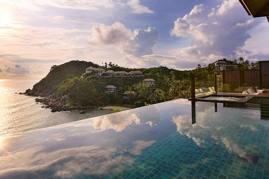 Family Ocean Pool Villa