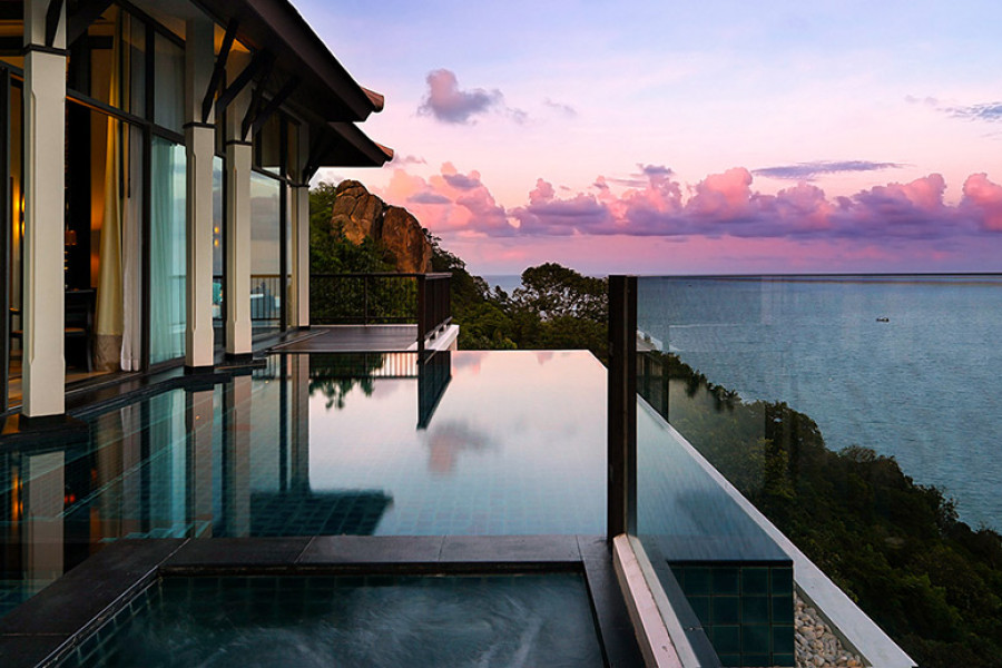 Family Ocean Pool Villa