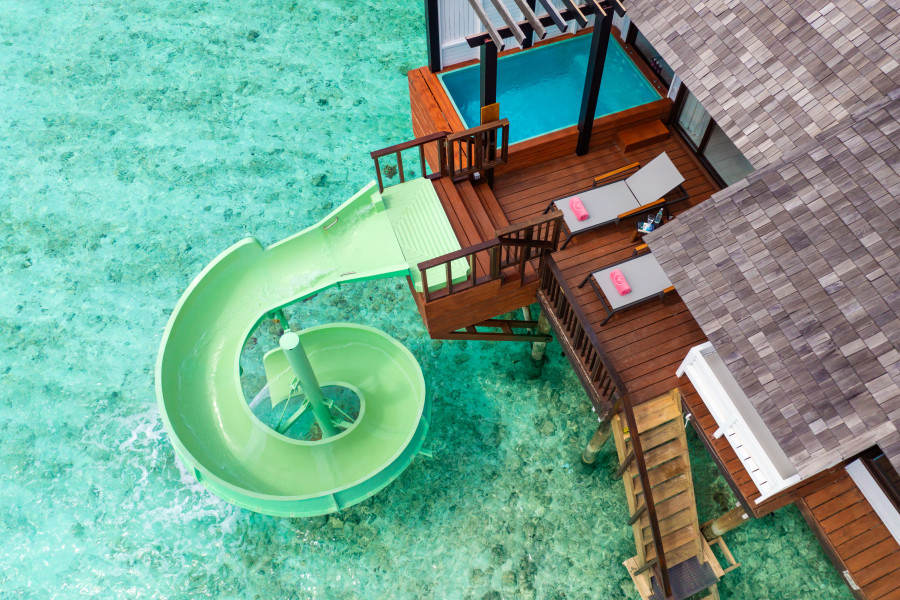 Wind Villa with Jacuzzi & Slide