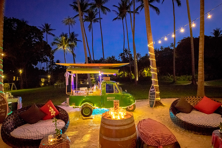 Beach Bar